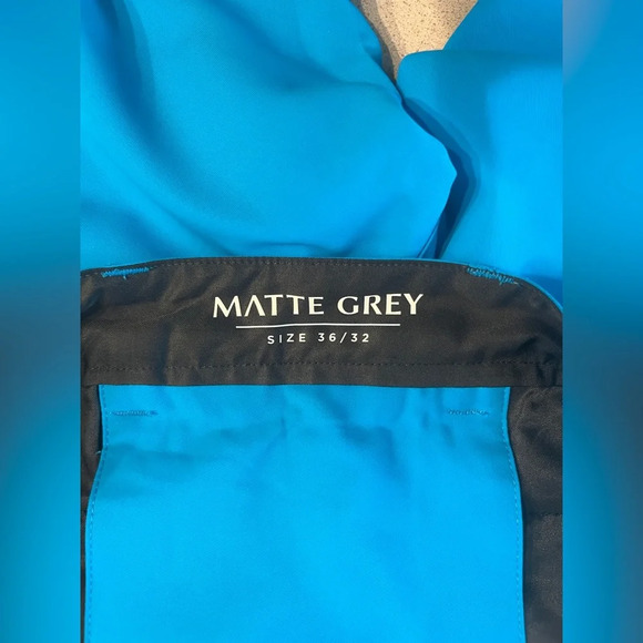 Haus Of Grey Matte Grey Men's solid bright blue flat front Golf Pants Sz 36x32 - Picture 4 of 6